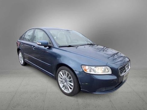 Used 2011 Volvo S40 T5 image 2