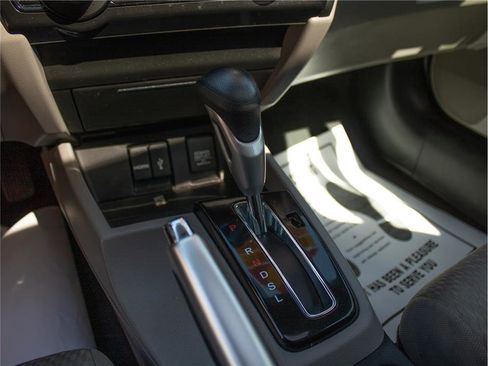 Used 2015 Honda Civic EX image 12