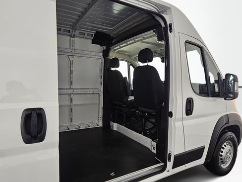 New 2026 RAM ProMaster 2500 FWD image 32