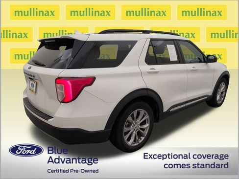 Used 2021 Ford Explorer XLT w/ Equipment Group 202A image 3