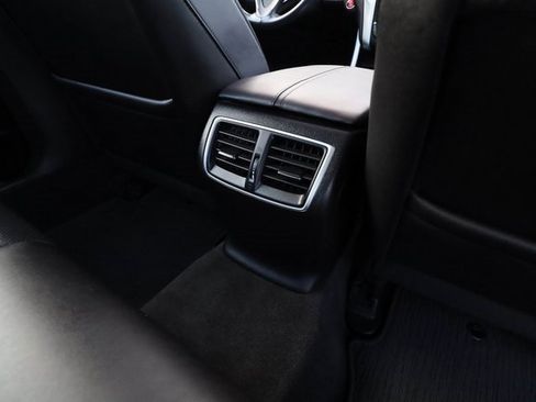 Used 2017 Acura TLX V6 SH-AWD w/ Technology Pkg image 40