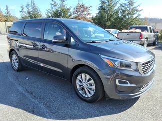 Used 2021 Kia Sedona LX video 3