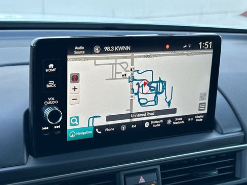 Certified 2025 Honda Pilot Touring image 22