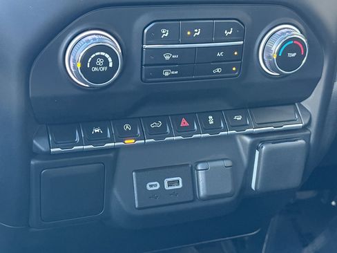 Used 2026 Chevrolet Silverado 1500 Custom w/ Rally Edition image 26