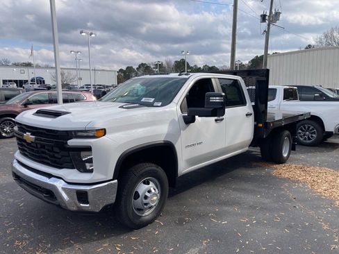 New 2026 Chevrolet Silverado 3500 W/T w/ WT Convenience Package RWD image 2