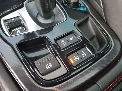 Used 2016 Jaguar F-TYPE R image 27