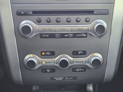 Used 2014 Nissan Murano SV FWD image 16
