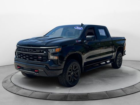 Used 2026 Chevrolet Silverado 1500 Custom Trail Boss AWD/4WD image 3