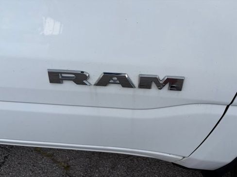 Used 2022 RAM 1500 Big Horn AWD/4WD image 9