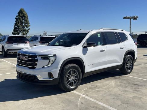 New 2026 GMC Acadia Elevation FWD image 8