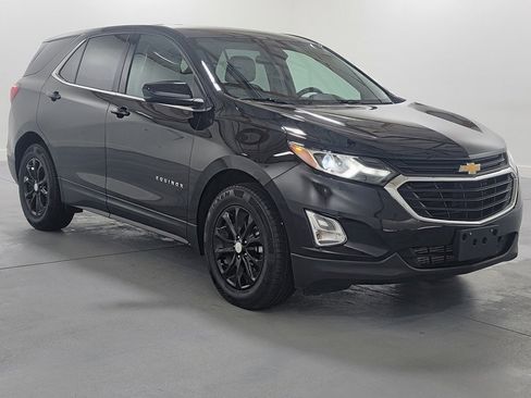 Used 2020 Chevrolet Equinox LT image 2