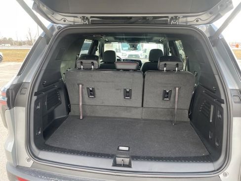 Used 2025 Chevrolet Traverse Z71 w/ Driver Confidence Package image 68