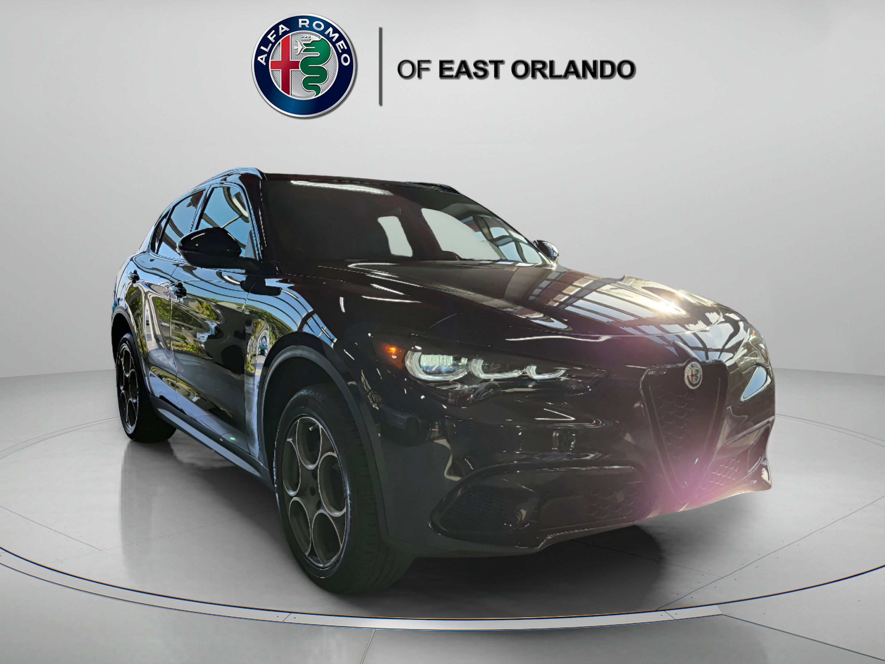 New 2025 Alfa Romeo Stelvio Sprint AWD/4WD image 1