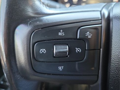 Used 2022 GMC Yukon AT4 AWD/4WD image 18
