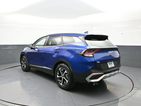 Certified 2023 Kia Sportage EX FWD image 8