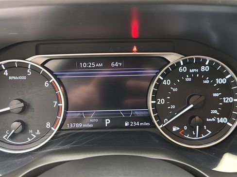 Used 2024 Nissan Rogue SV w/ SV Premium Package AWD/4WD image 17
