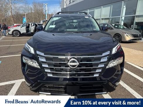 New 2026 Nissan Rogue Platinum w/ Platinum Premium Package image 3