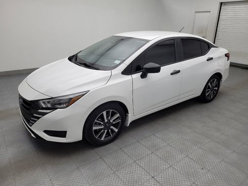 Used 2025 Nissan Versa S w/ S Plus Package FWD image 2