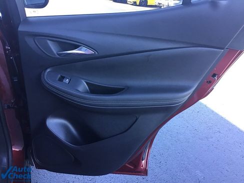 Used 2022 Buick Encore GX Select image 16