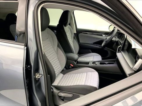 New 2026 Volkswagen Tiguan S AWD/4WD image 11