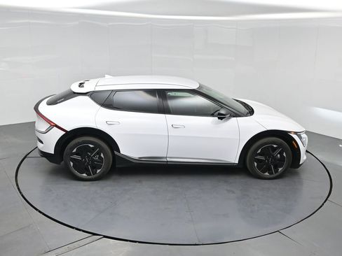 New 2025 Kia EV6 Wind RWD image 61