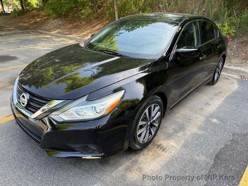 Used 2017 Nissan Altima 2.5 SV FWD image 23