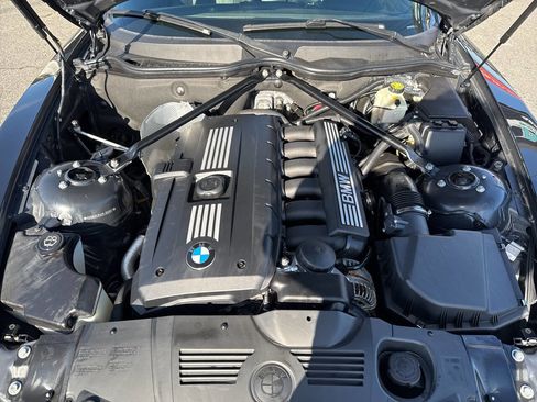 Used 2007 BMW Z4 3.0si image 8