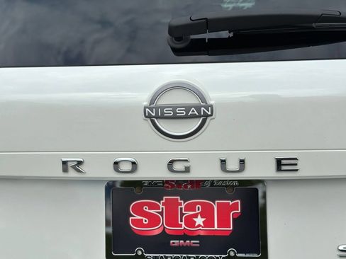 Used 2022 Nissan Rogue SV w/ SV Premium Package AWD/4WD image 42