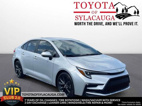 Used 2024 Toyota Corolla SE FWD image 1