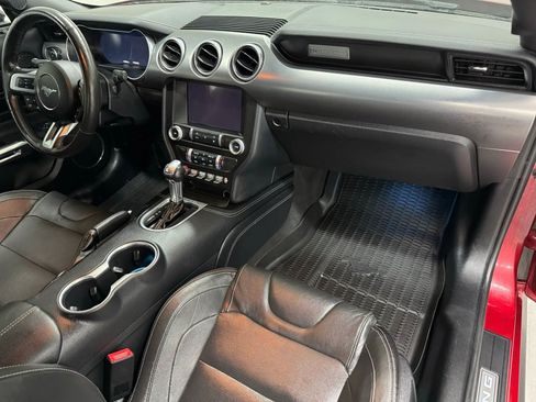 Used 2022 Ford Mustang GT Premium w/ Equipment Group 401A RWD image 8