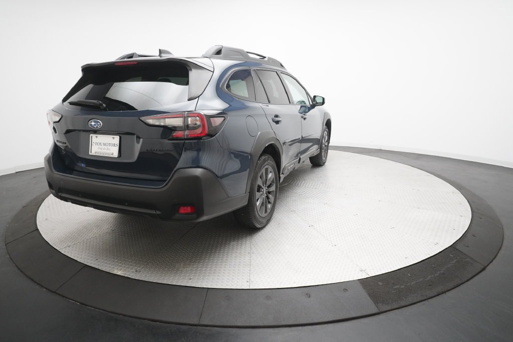 Used 2024 Subaru Outback Onyx Edition AWD/4WD image 36