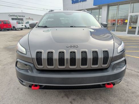 Used 2017 Jeep Cherokee Trailhawk w/ Comfort/Convenience Group image 2