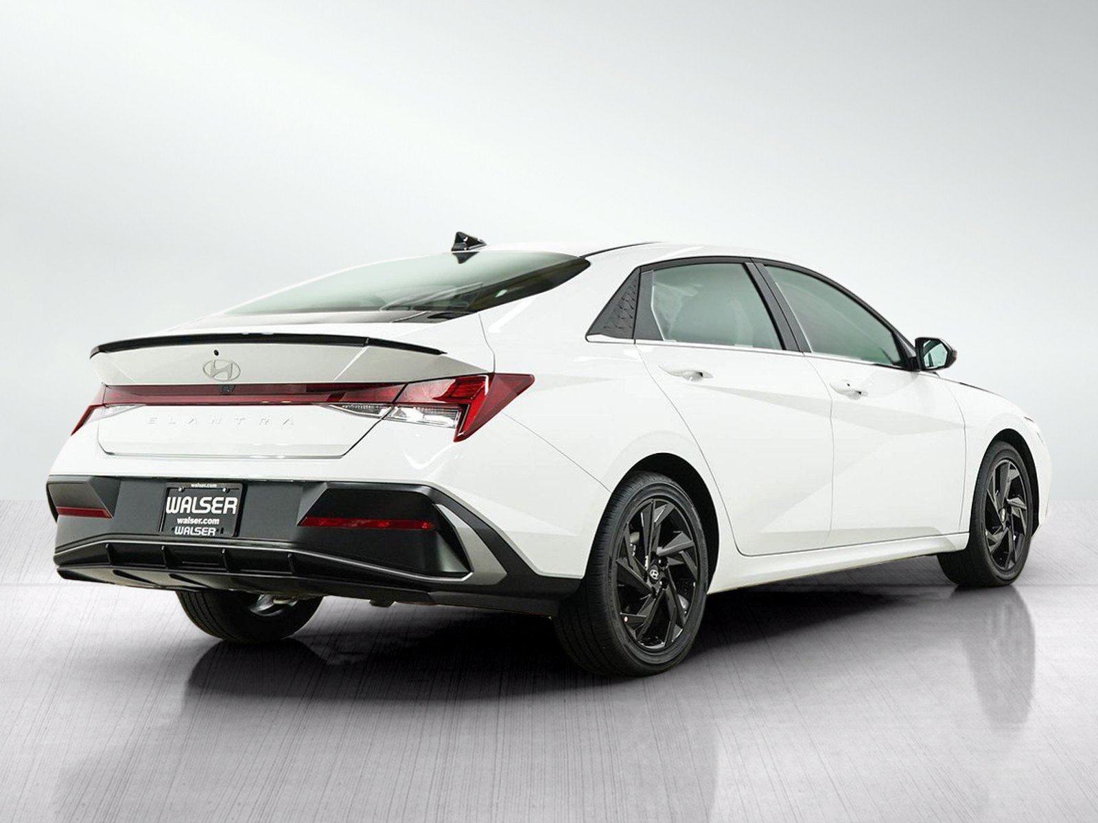 Certified 2026 Hyundai Elantra SEL Sport FWD image 5