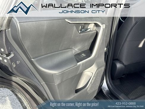 Used 2021 Toyota RAV4 XLE w/ Convenience Package image 38