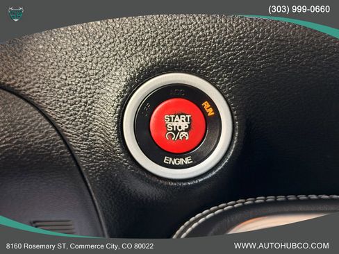 Used 2015 Dodge Challenger SRT Hellcat RWD image 21