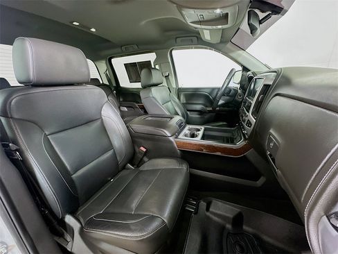 Used 2018 GMC Sierra 1500 SLT w/ SLT Premium Package image 12