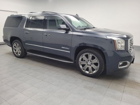 Used 2019 GMC Yukon XL Denali w/ Open Road Package AWD/4WD image 11