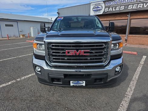 Used 2015 GMC Sierra 2500 SLE w/ SLE Preferred Package image 2
