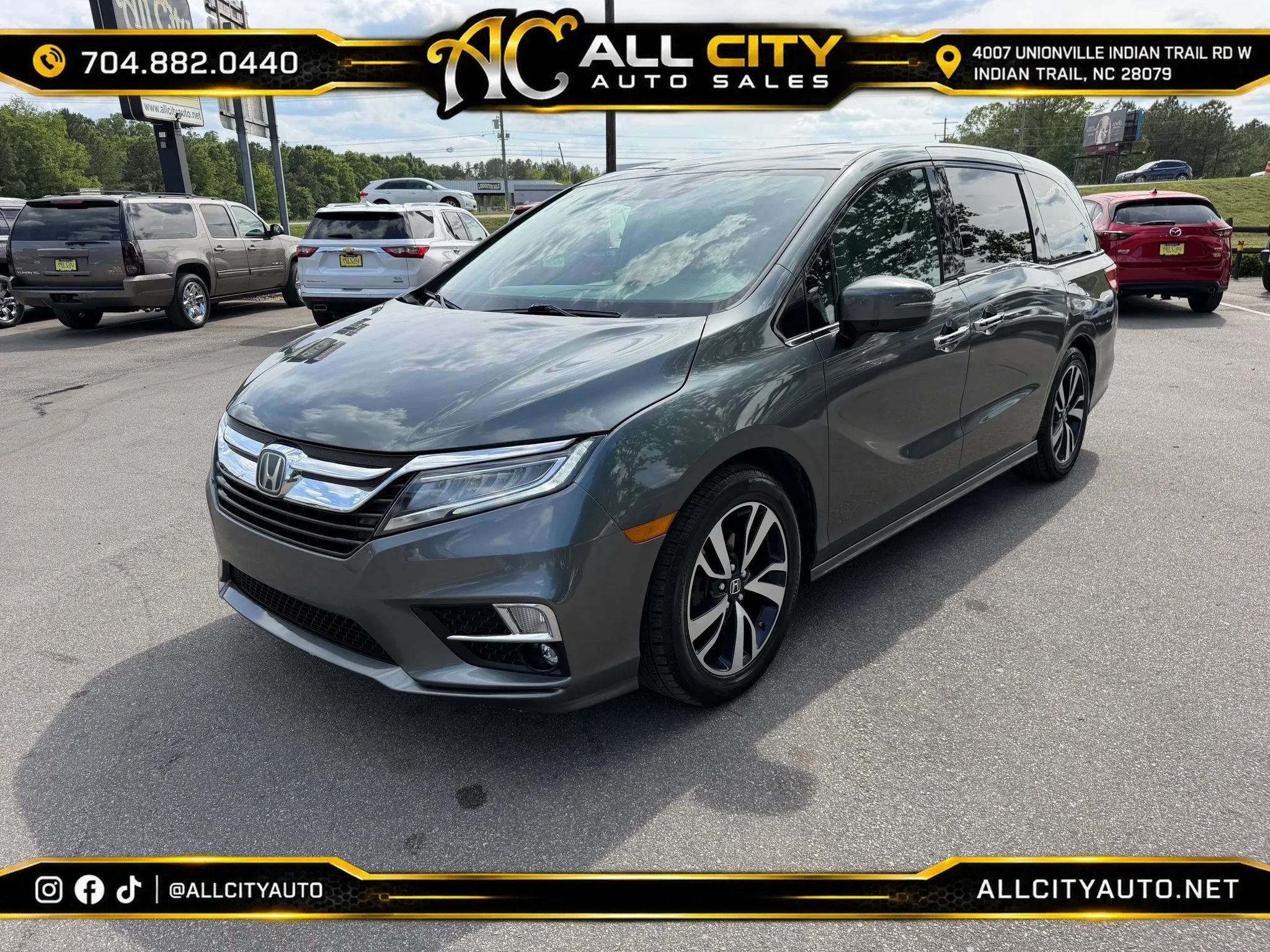 Used 2018 Honda Odyssey Elite image 3