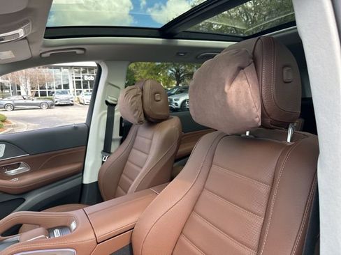 New 2026 Mercedes-Benz GLS 450 4MATIC image 14