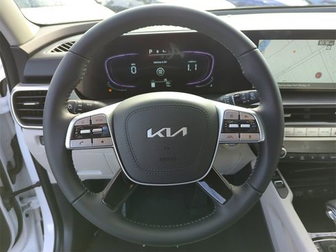 New 2025 Kia Telluride S image 34