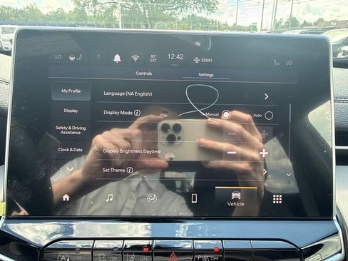 New 2026 Jeep Compass Limited AWD/4WD image 37
