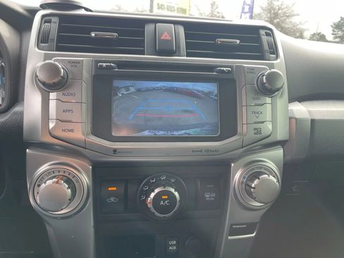 Used 2018 Toyota 4Runner SR5 Premium AWD/4WD image 16