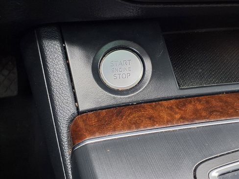 Used 2018 Audi Q5 2.0T Premium Plus w/ Premium Plus Package image 11