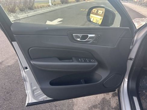 Certified 2025 Volvo XC60 B5 Plus AWD/4WD image 16