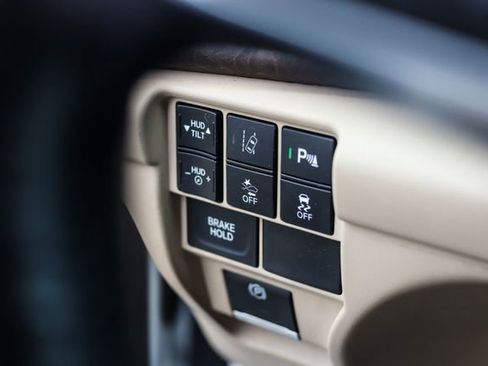 Used 2021 Acura RDX AWD w/ Advance Package image 18