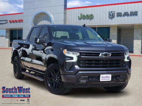 Used 2023 Chevrolet Silverado 1500 RST AWD/4WD image 1