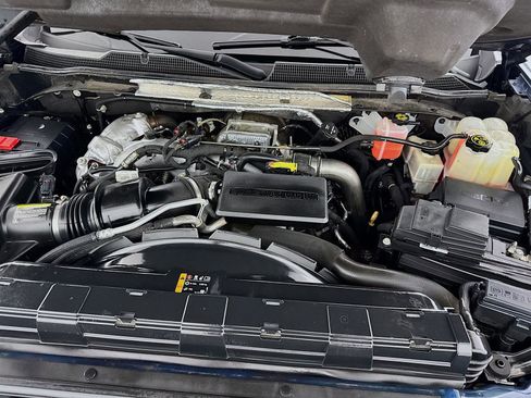 Used 2020 Chevrolet Silverado 2500 LT w/ All Star Edition image 28