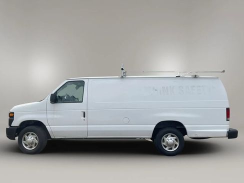 Used 2010 Ford E-150 and Econoline 150 Extended image 3