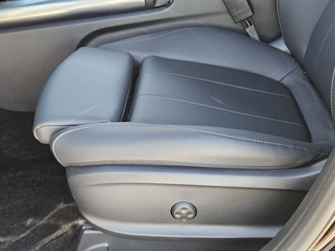 Certified 2025 Mercedes-Benz GLA 250 GLA 250 image 25